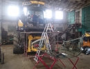 Výměna čelního skla řezačka New Holland FR600
